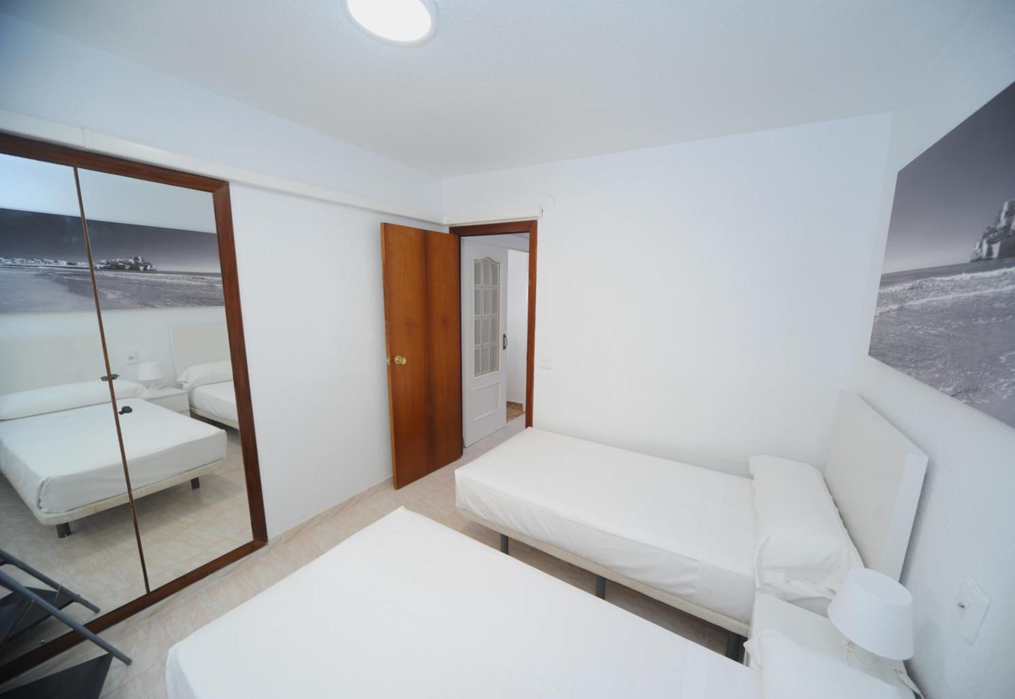 Apartamento Estoril Vistas Mar Orangecosta ベニカシム 部屋 写真
