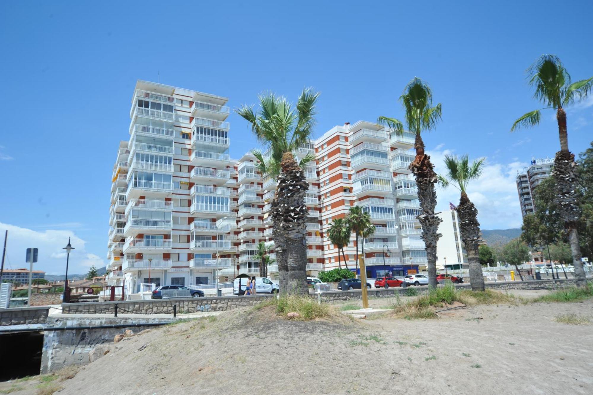 Apartamento Estoril Vistas Mar Orangecosta ベニカシム エクステリア 写真
